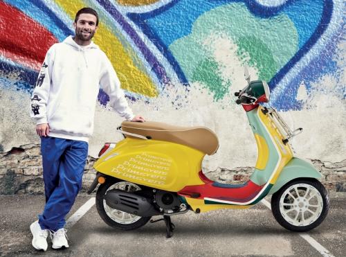 Unitnya Terbatas! Vespa Primavera X Sean Wotherspoon Ini Keren Bro!